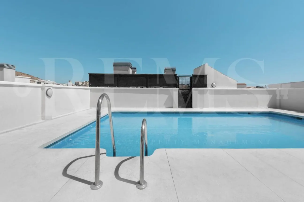 Relaxing Apartment With Parking - Center By Rems Málaga