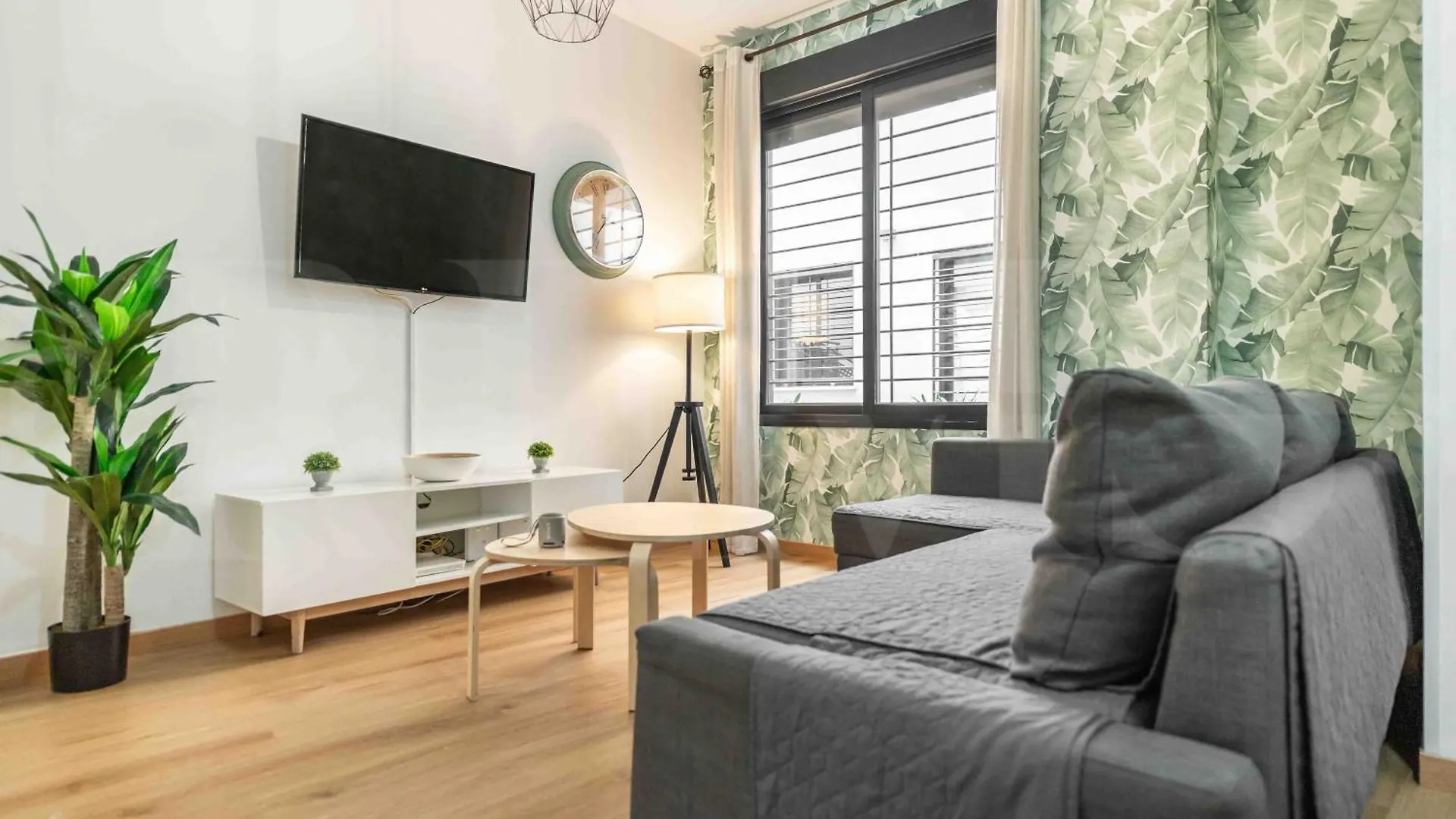 Relaxing Apartment With Parking - Center By Rems Málaga