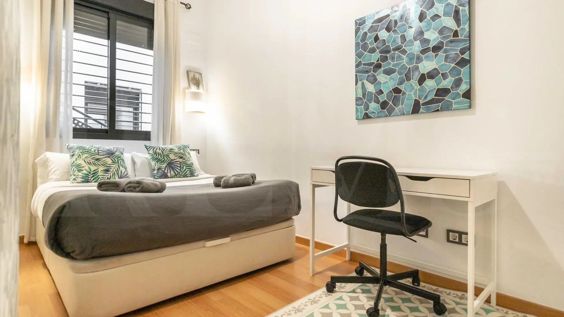 Relaxing Apartment With Parking - Center By Rems Málaga